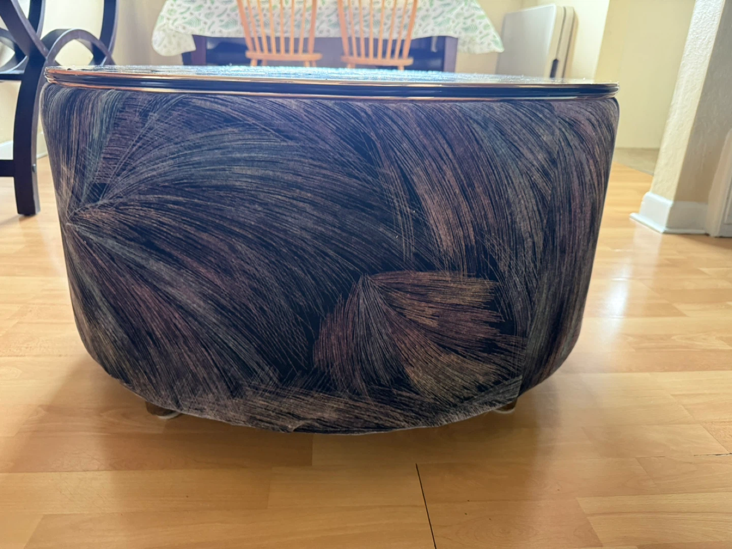 Round Coffee Table with Ottoman Base - photo 2