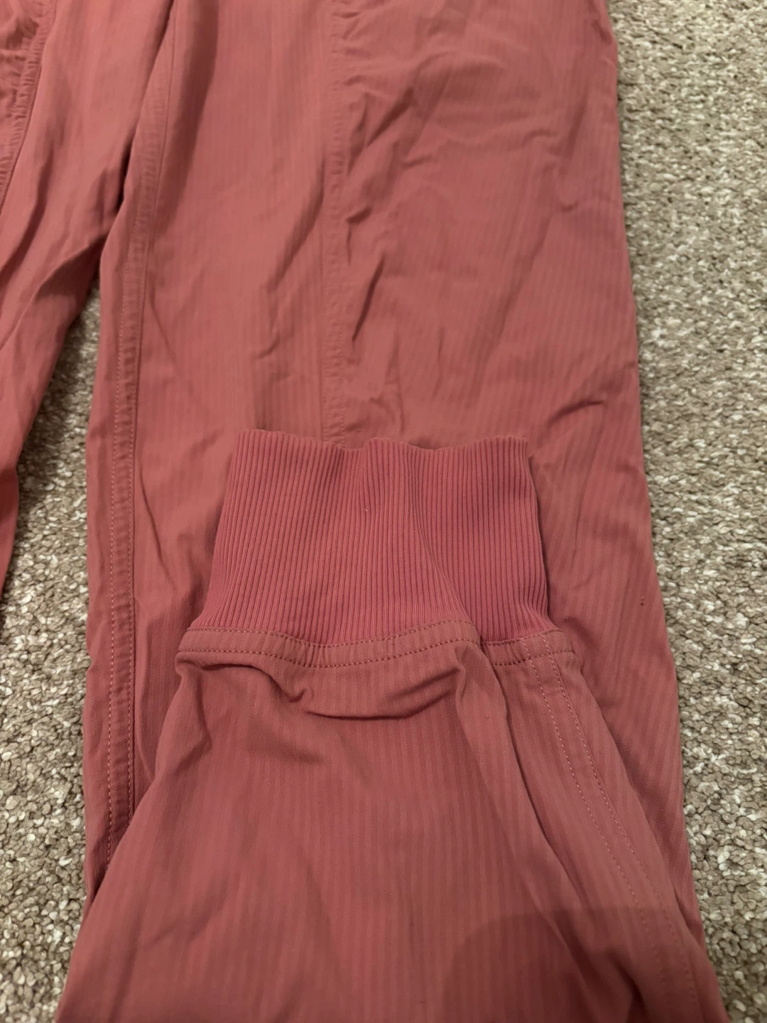 Lululemon Dance Studio Mid-Rise Jogger Pants Size 4 Pink - photo 4