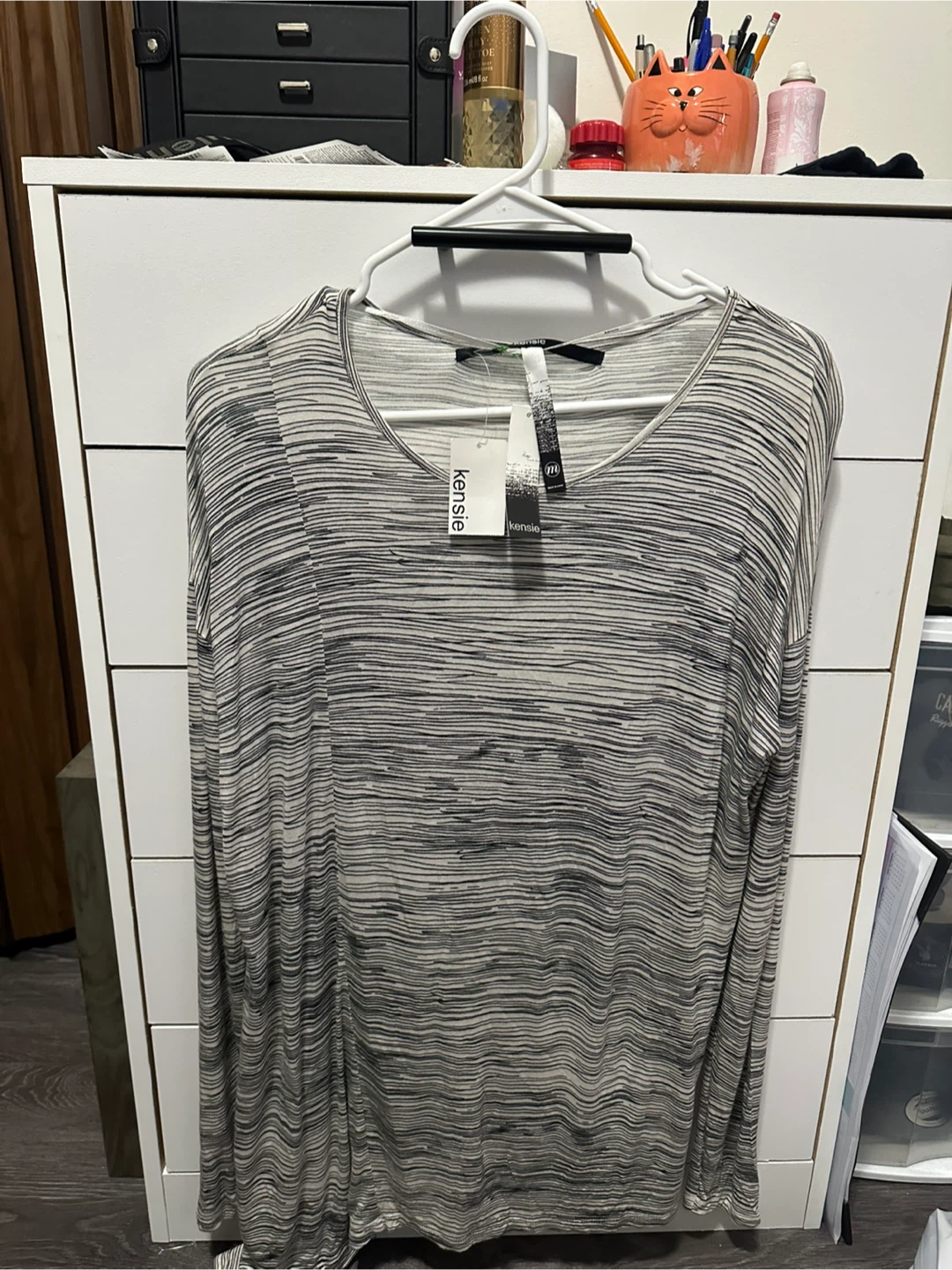 Kensie Women's Striped Long Sleeve Top - Size Medium