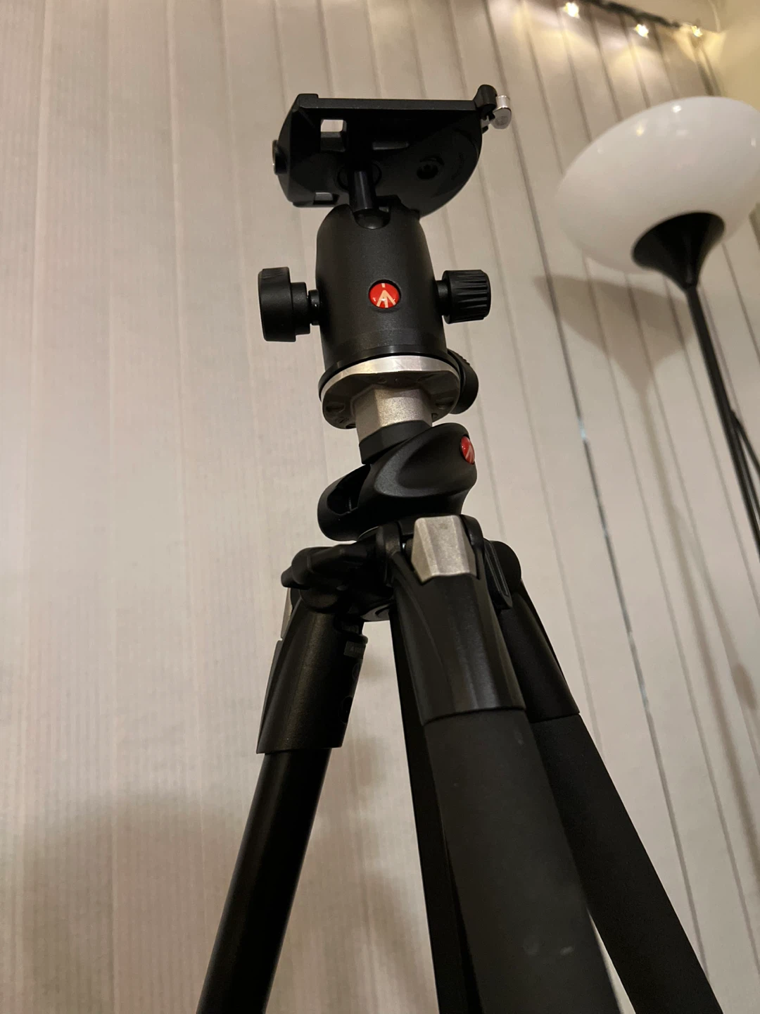 Manfrotto Tripod with Ball Head - photo 3