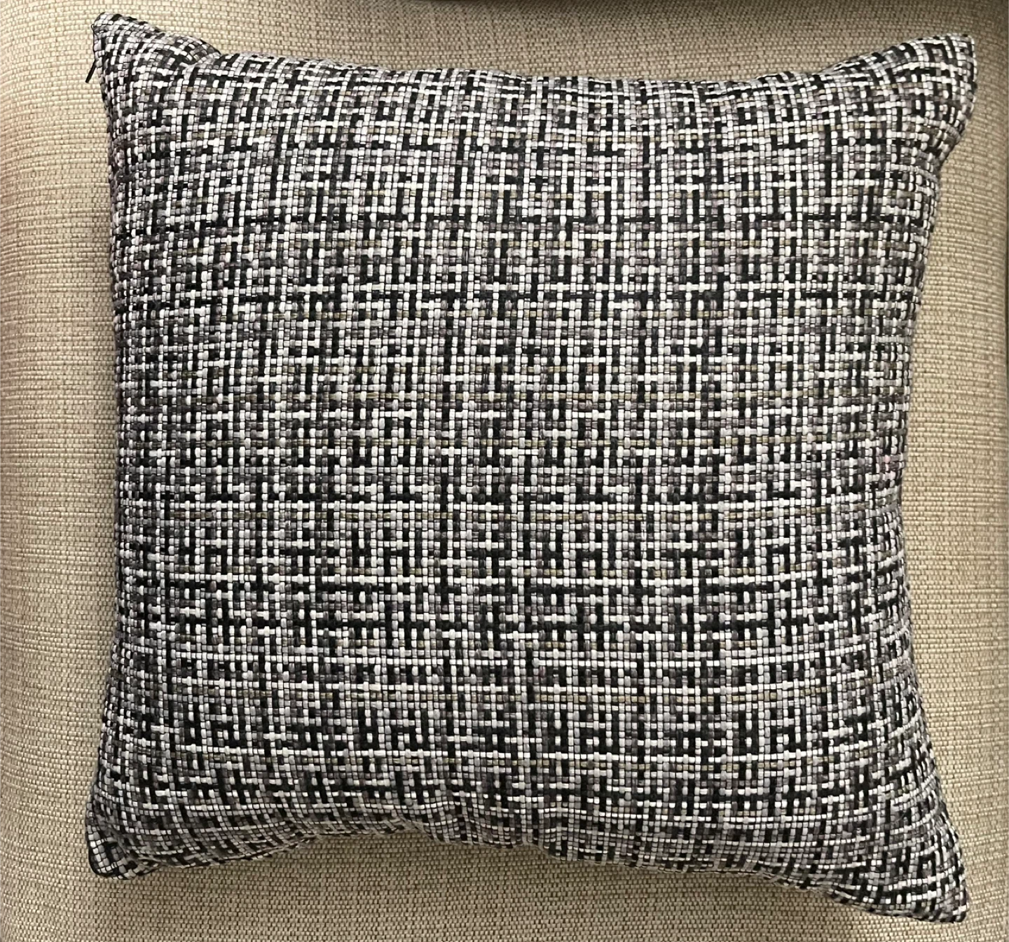 Set of 2 Square Decorative Accent Throw Pillows (Cushions) - photo 5