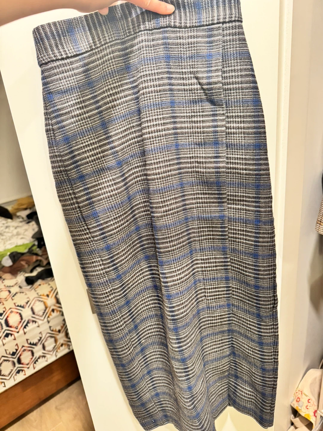 GU Plaid Pencil Skirt Size S - photo 3