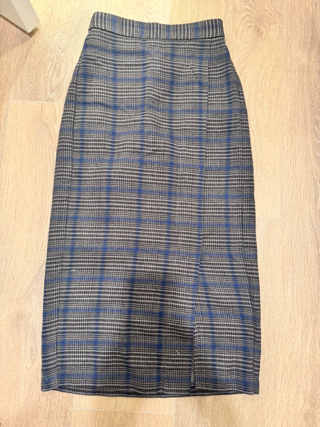 GU Plaid Pencil Skirt Size S