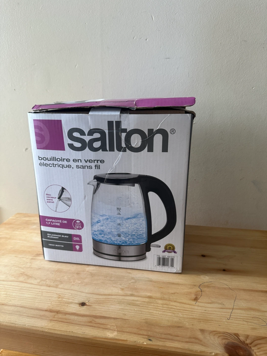 Salton 1.7L Glass Electric Kettle