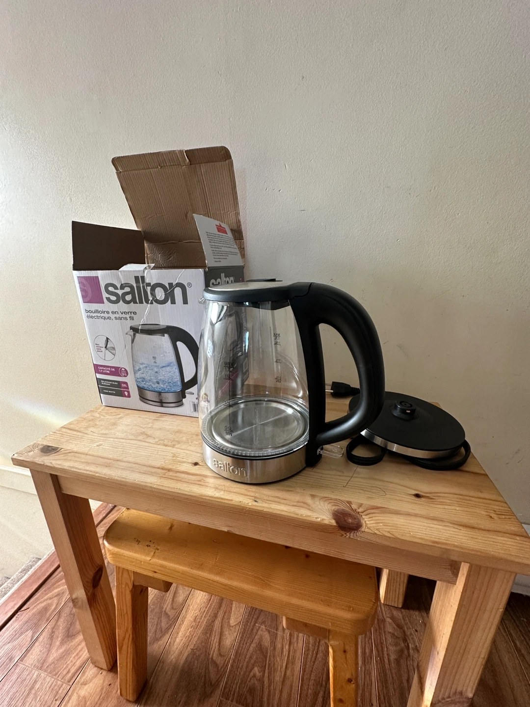 Salton 1.7L Glass Electric Kettle - photo 3