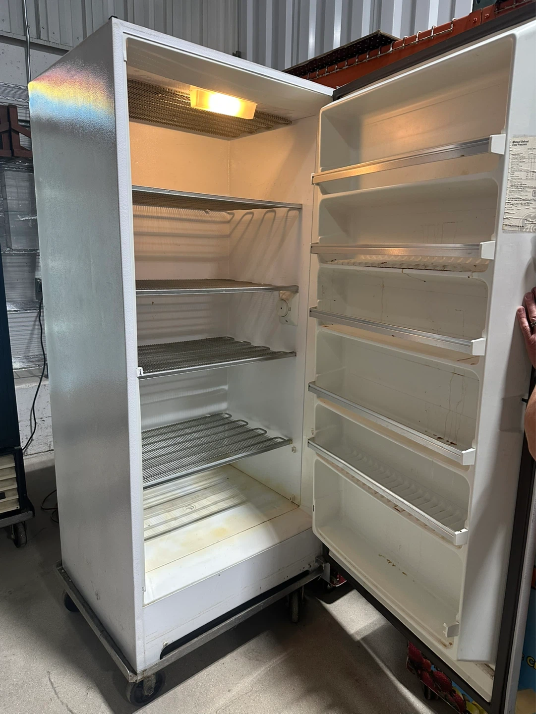GE Manual Defrost Food Freezer - photo 2