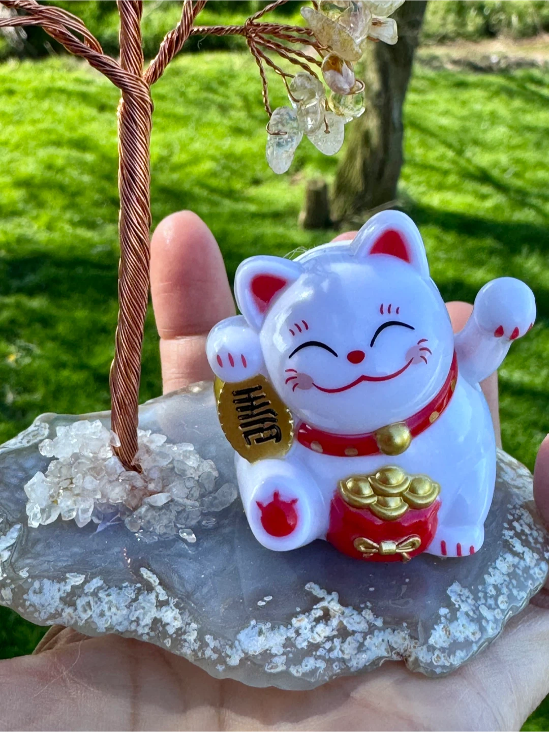 Crystal Gemstone Tree with Maneki Neko Cat Figurine - photo 2