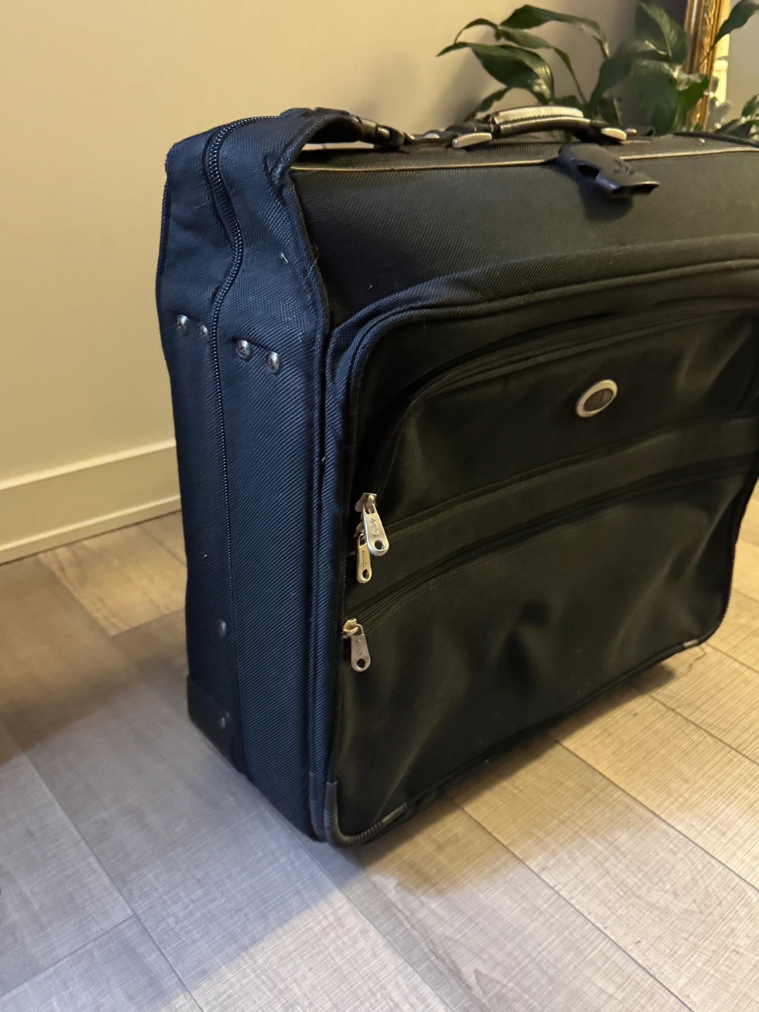 Black Rolling Suitcase Luggage