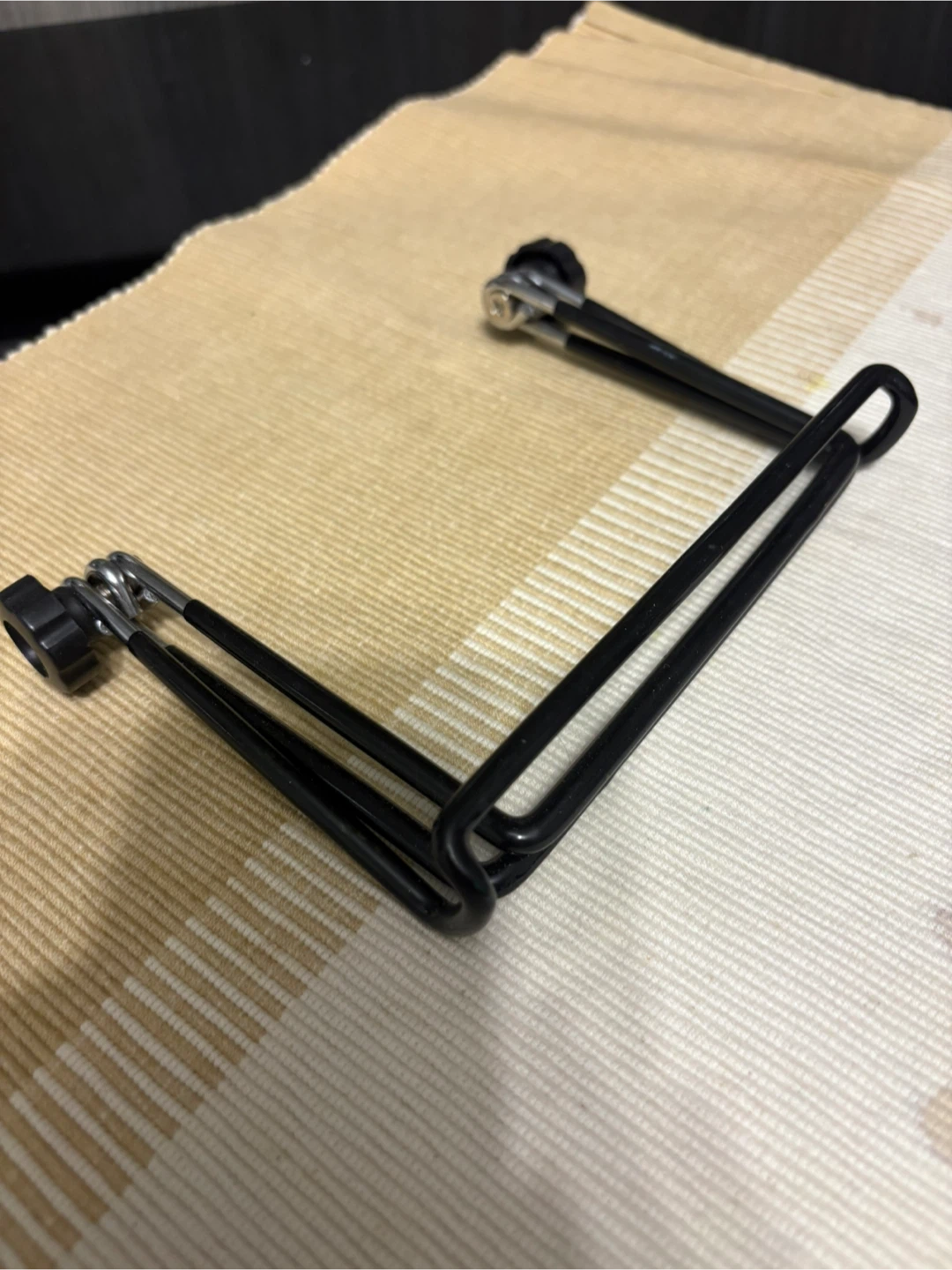 Adjustable Phone/Tablet Stand Holder - photo 3