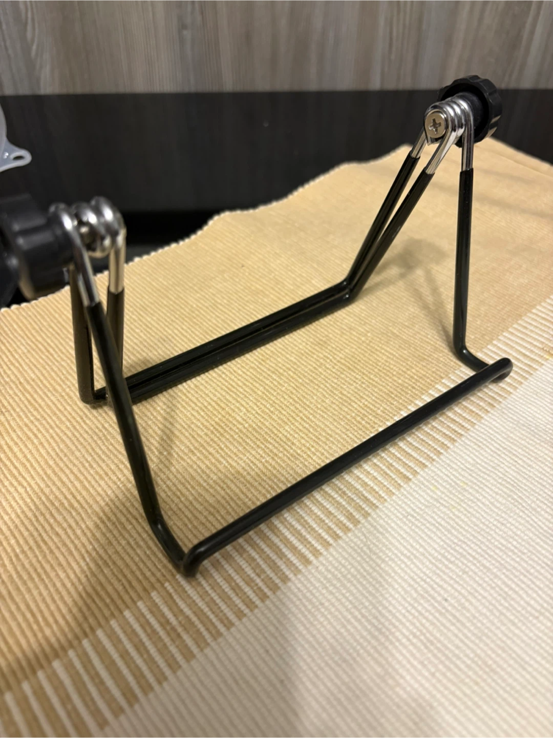 Adjustable Phone/Tablet Stand Holder