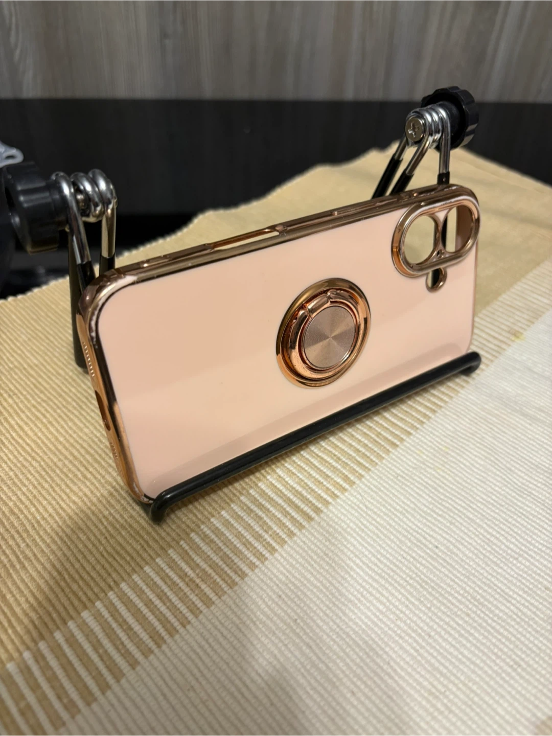 Adjustable Phone/Tablet Stand Holder - photo 2