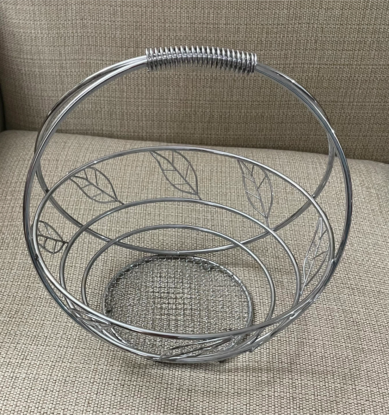 🌱 Silver Wire Fruit/Vegetable Basket with Handle