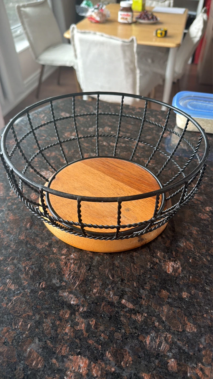 Wire Fruit Bowl with Wooden Base