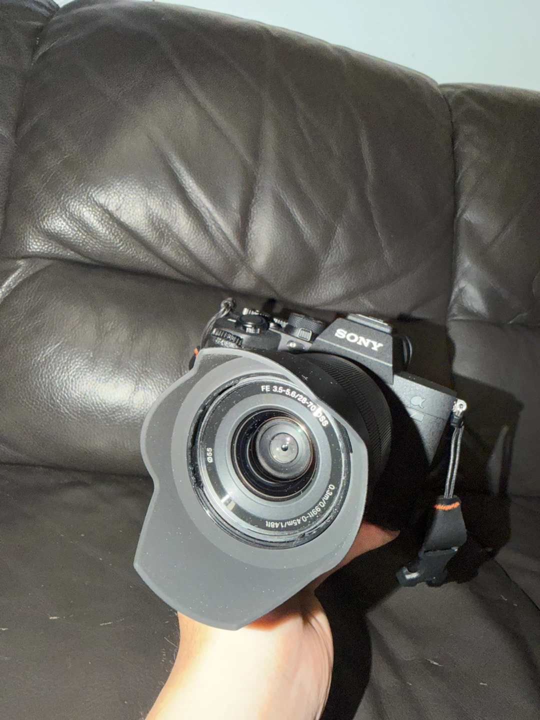 *LIKE NEW* Sony A7IV Body & 28-70mm f/3.5-5.6 Lens (Flash Sold) - photo 5