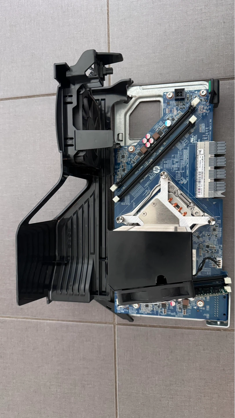 HP Z640 Workstation Tower - photo 4