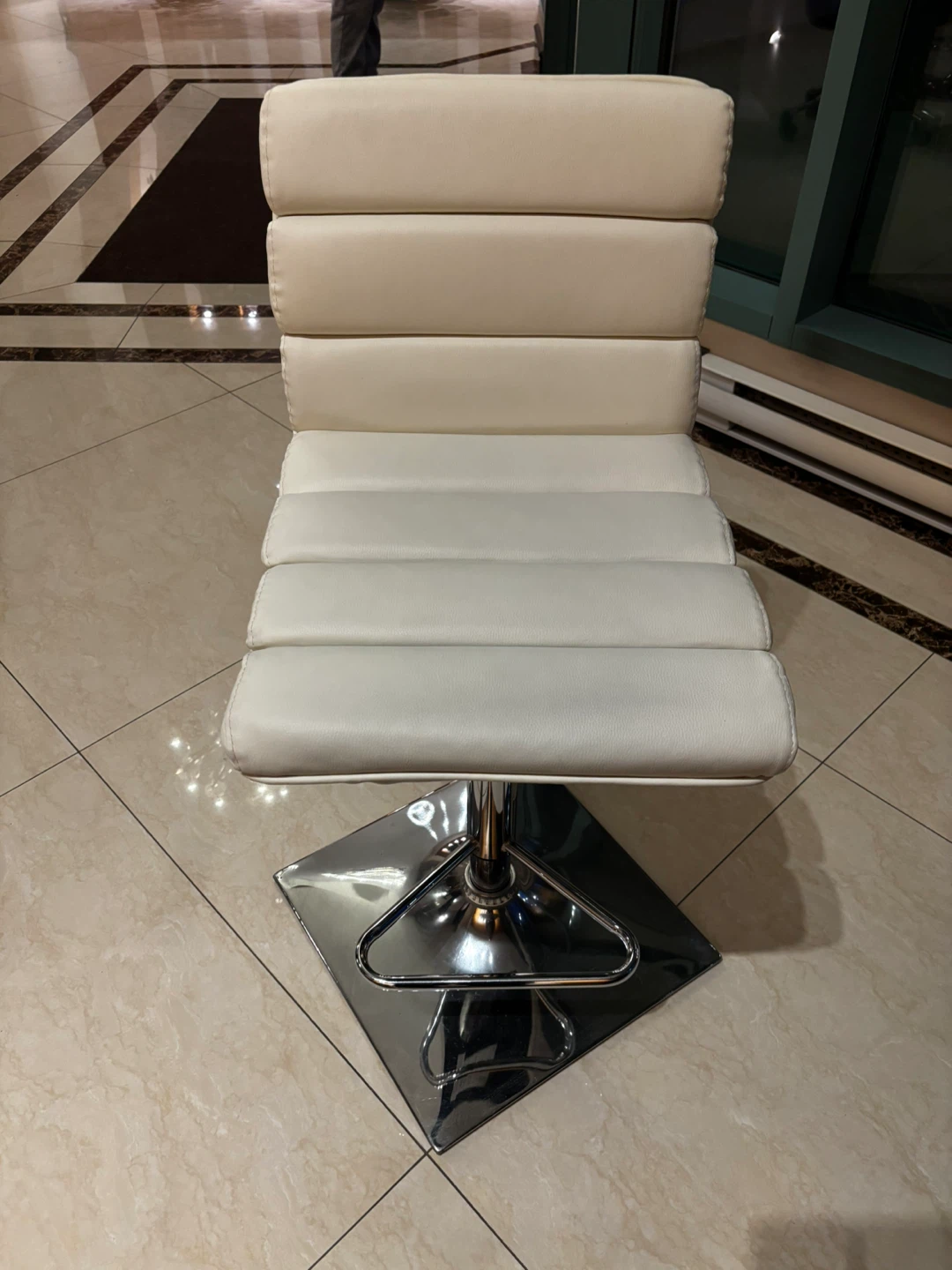 Cream Leather bar stool