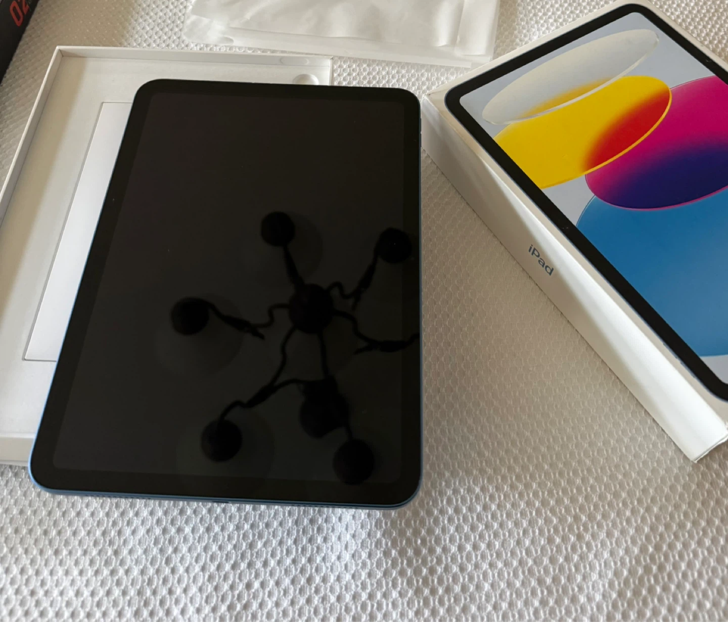 Apple iPad (10th Generation) Wi-Fi 64GB - Blue - photo 3
