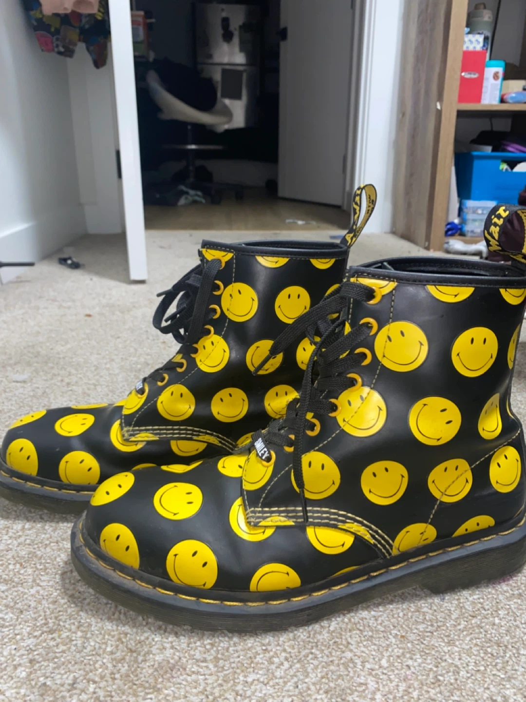 Dr. Martens Smiley Boots Black Yellow Size 10 women’s - photo 3