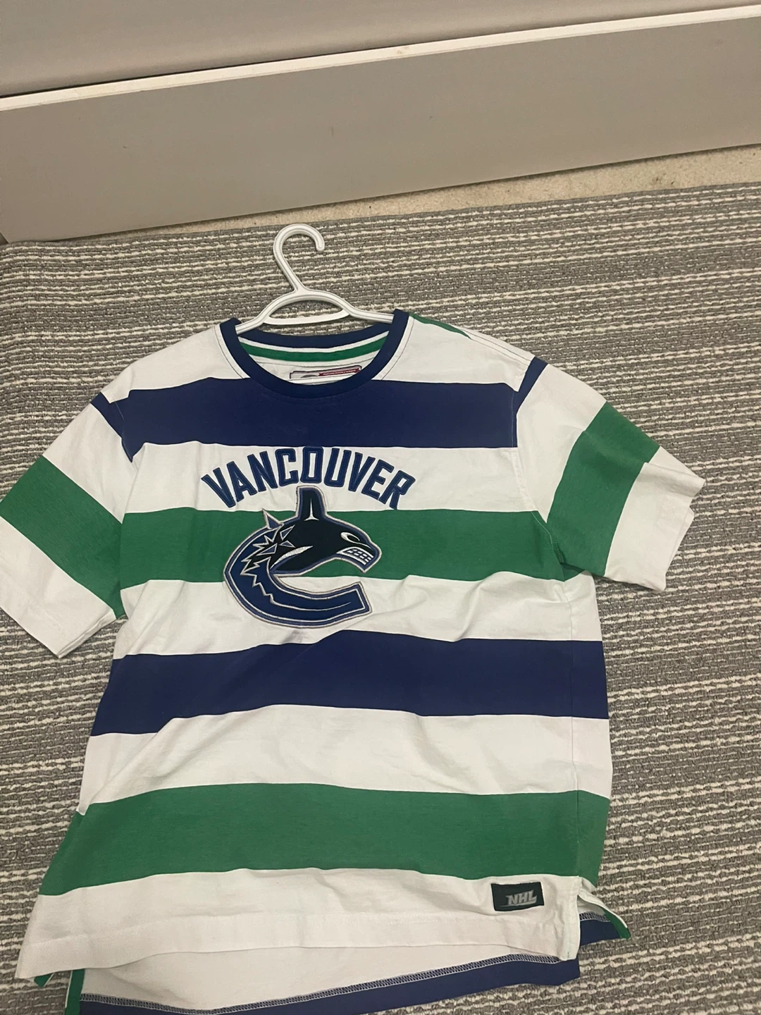 Vancouver Canucks Striped T-Shirt