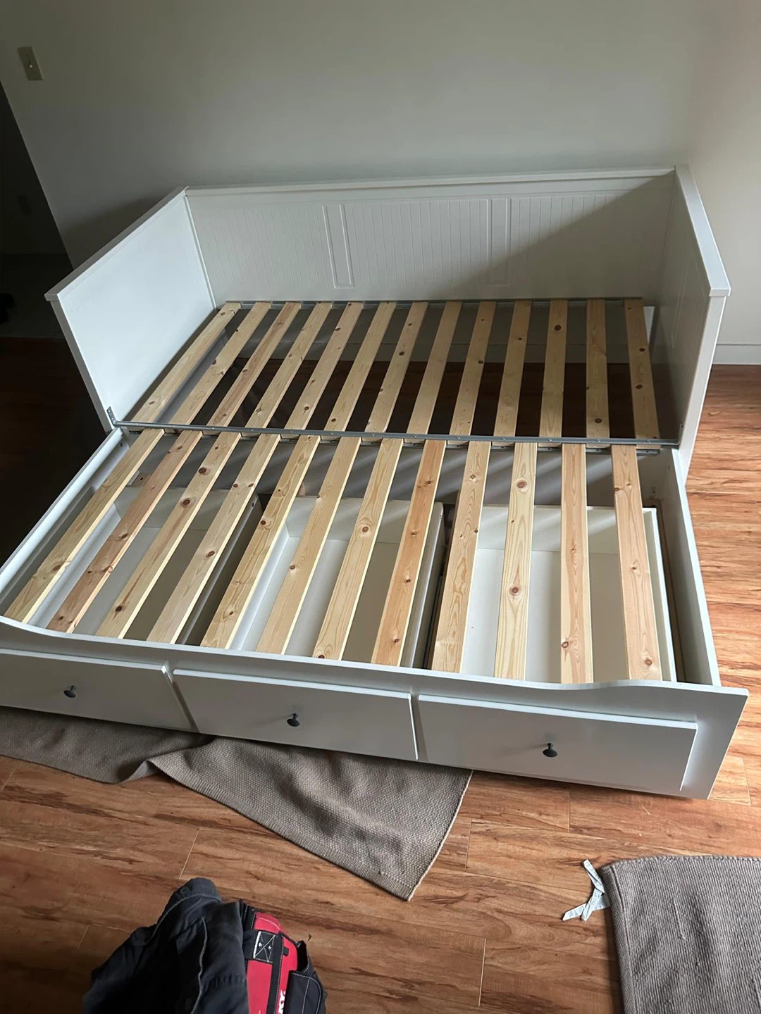 White Daybed with Storage Drawers - photo 2