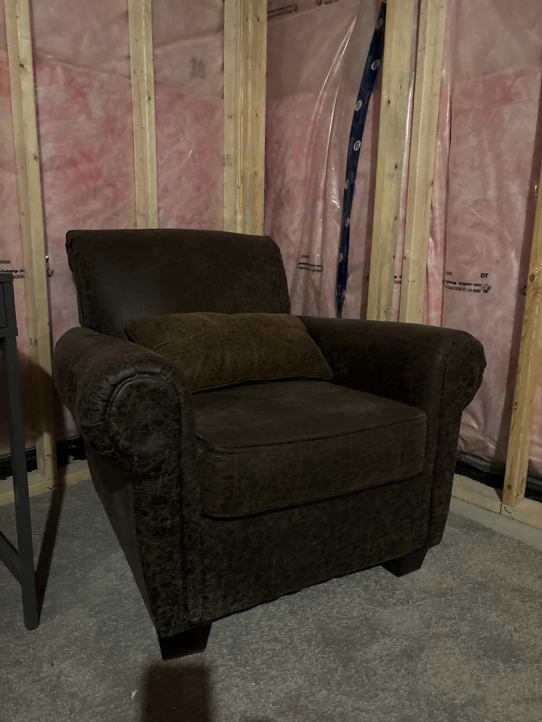 Dark Brown Leather Armchair - photo 2
