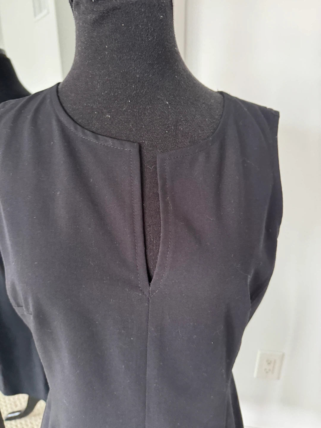 Carriere Studio Black Sleeveless Dress Size 38 - photo 2