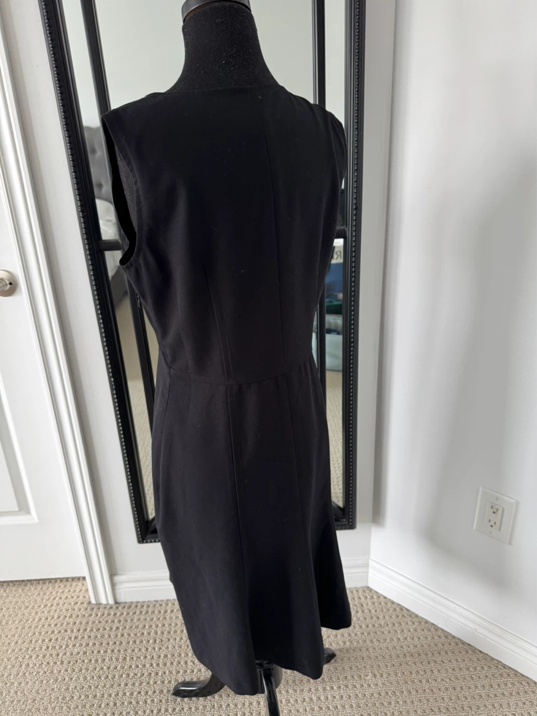 Carriere Studio Black Sleeveless Dress Size 38 - photo 3