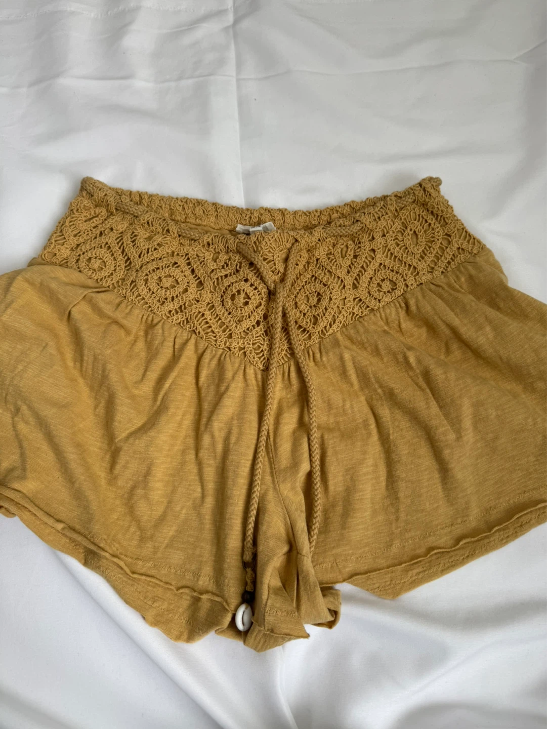 Aerie Mustard Crochet Waist Shorts nwt xs