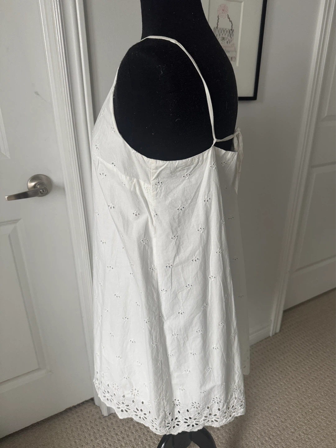 Gap White Eyelet Slip Dress size small euc - photo 4