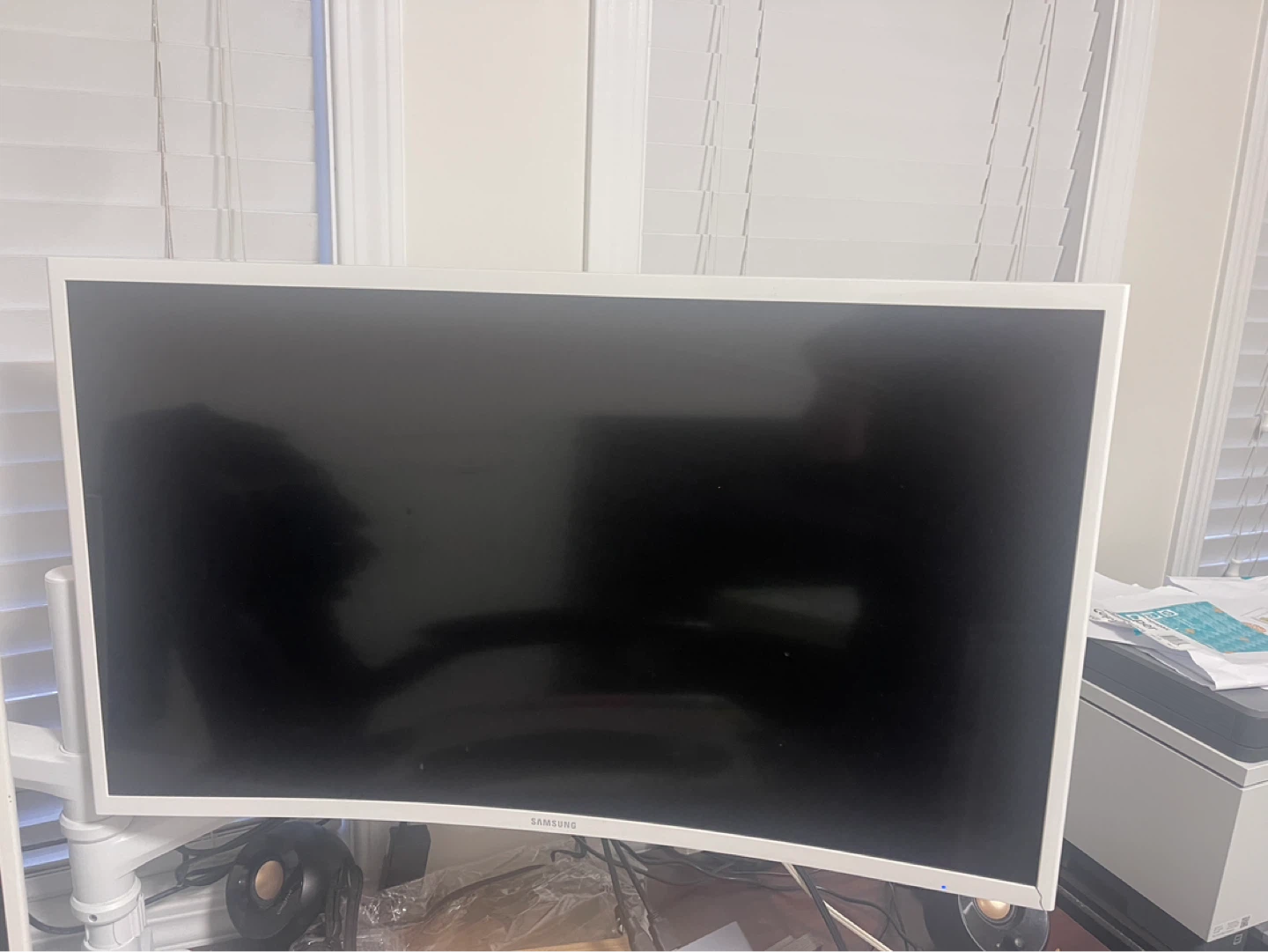 Samsung LC32F391FWNXZA 32" Curved Monitor - photo 2