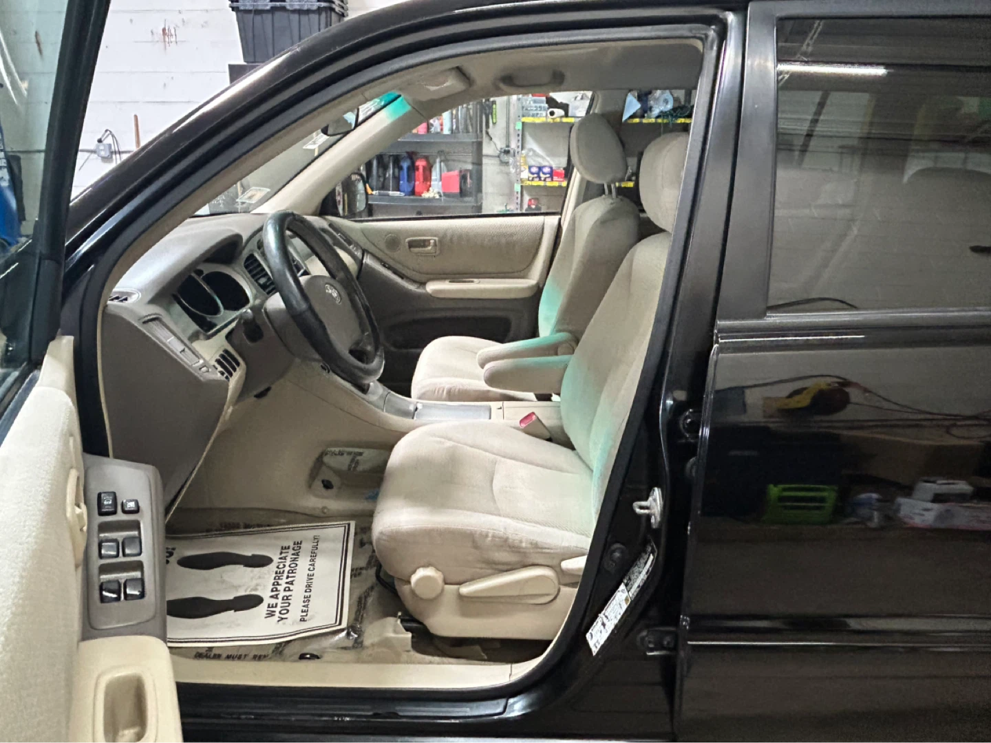 2006 Black Toyota Highlander SUV - photo 3