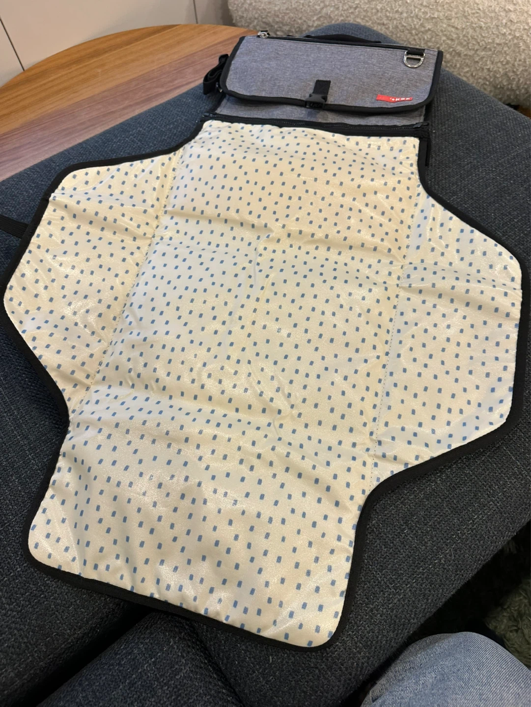 Skip Hop Changing Pad Clutch - photo 3