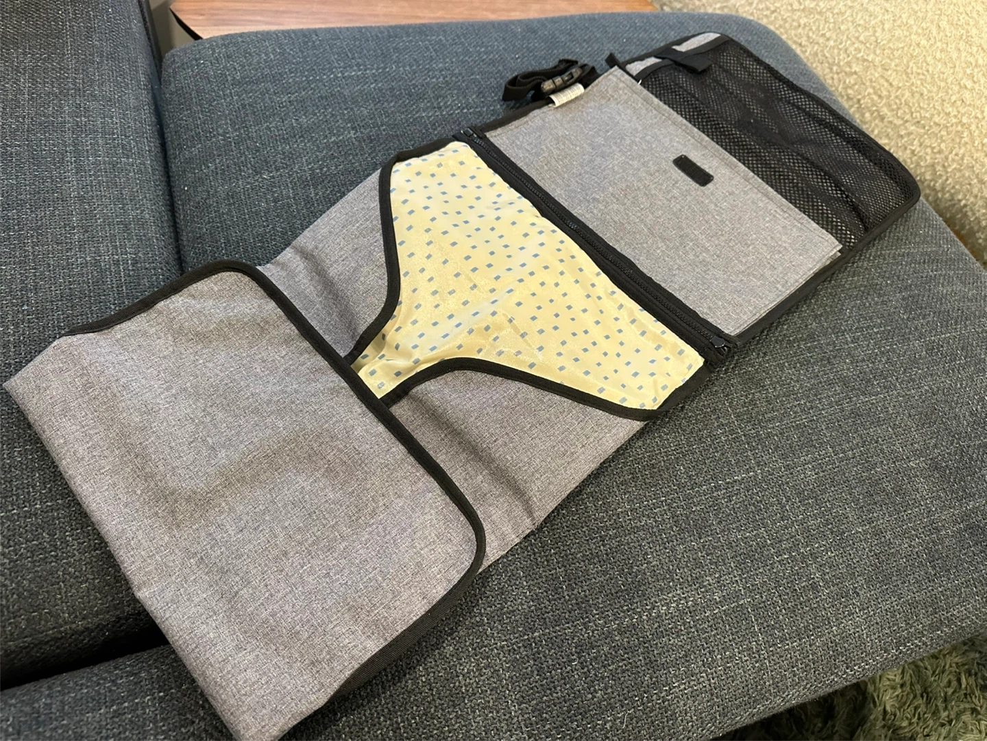 Skip Hop Changing Pad Clutch - photo 2