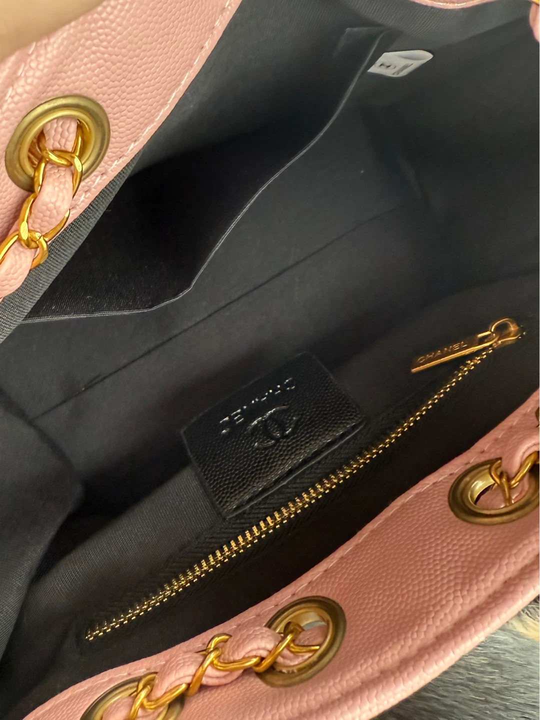Chanel Pink Handbag - photo 4