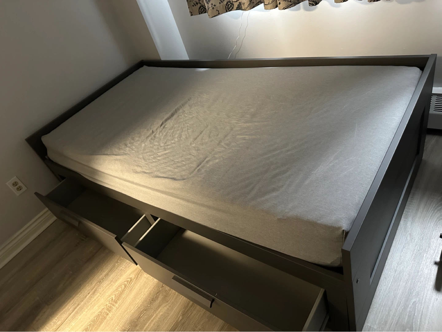 Daybed with Trundle and Storage Drawers