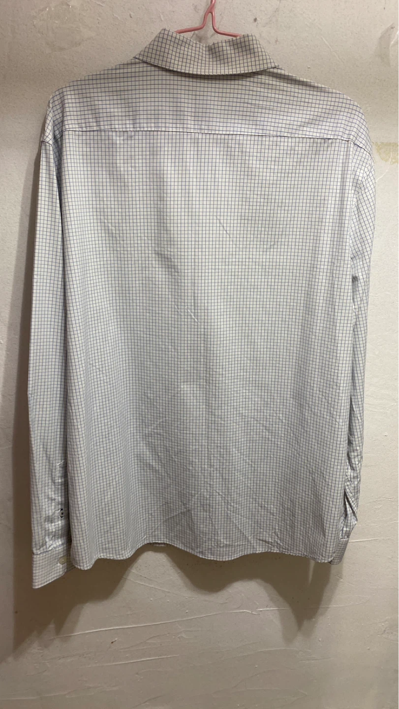 Men’s size large slim fit top - photo 3