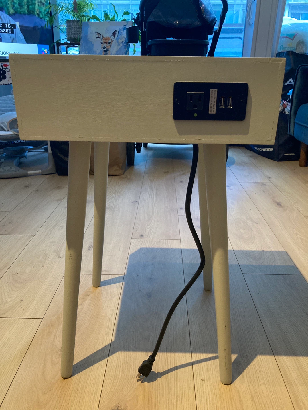 White Side Table with Built-in Power Outlet and USB Ports - photo 2