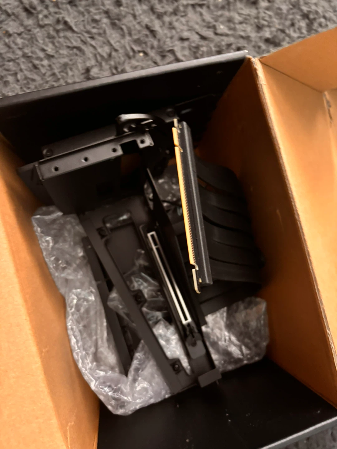 Lian li vertical gpu mount - photo 4
