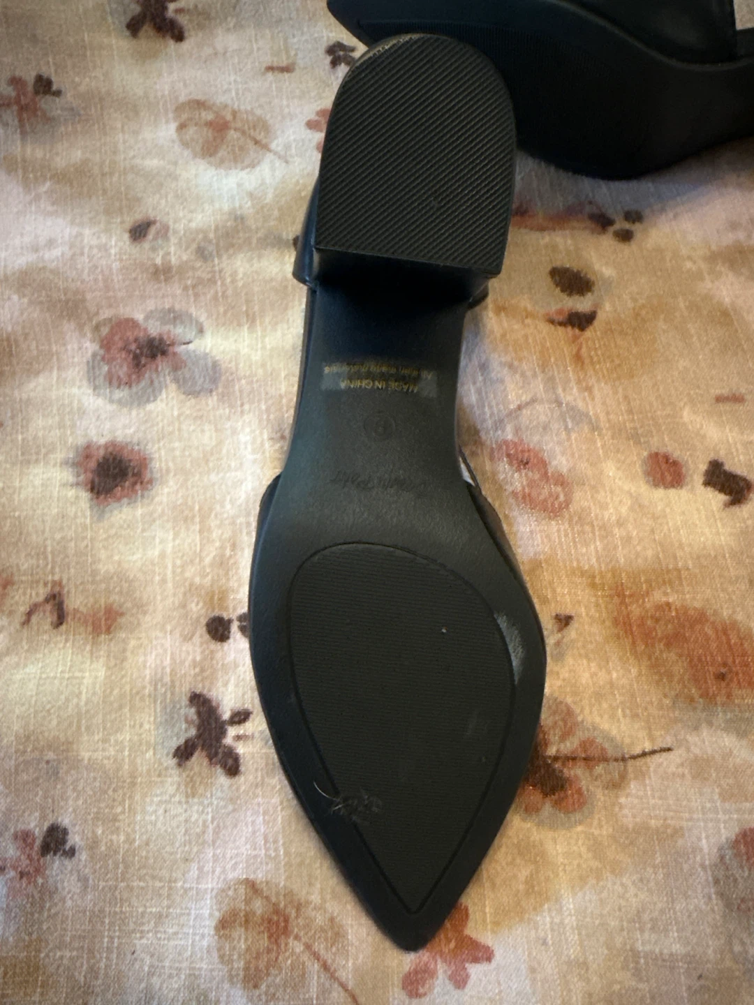 Dream Pairs Black Mary Jane Heels Size 9 - photo 3