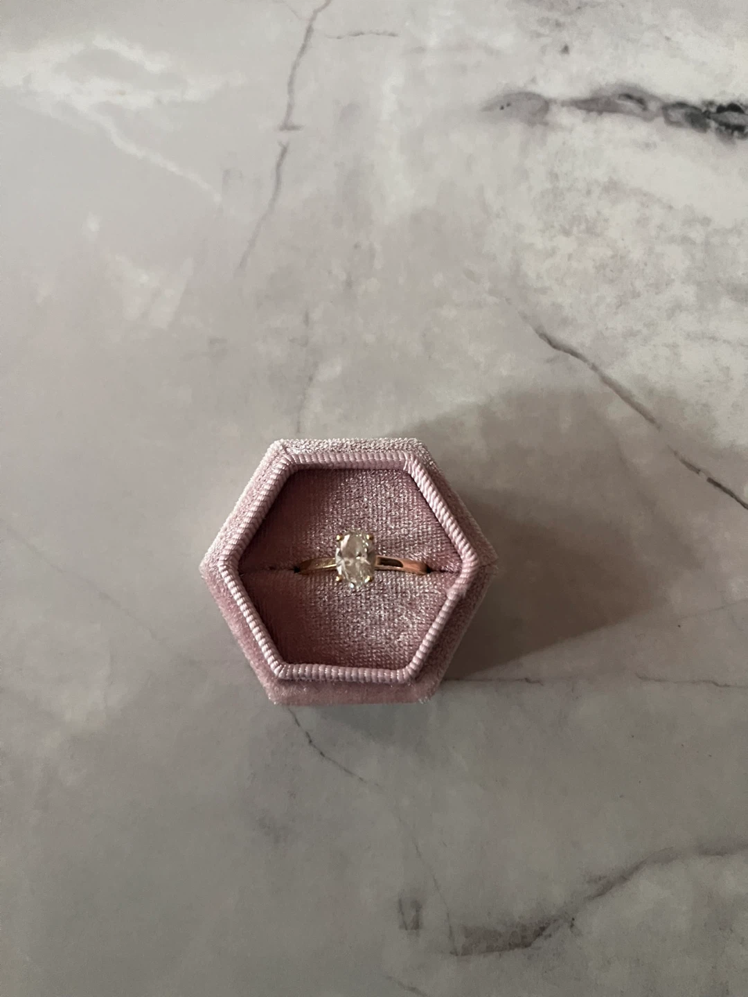 Engagement ring, lab grown diamond