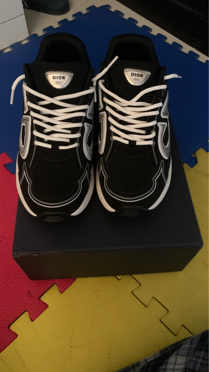 Dior B30