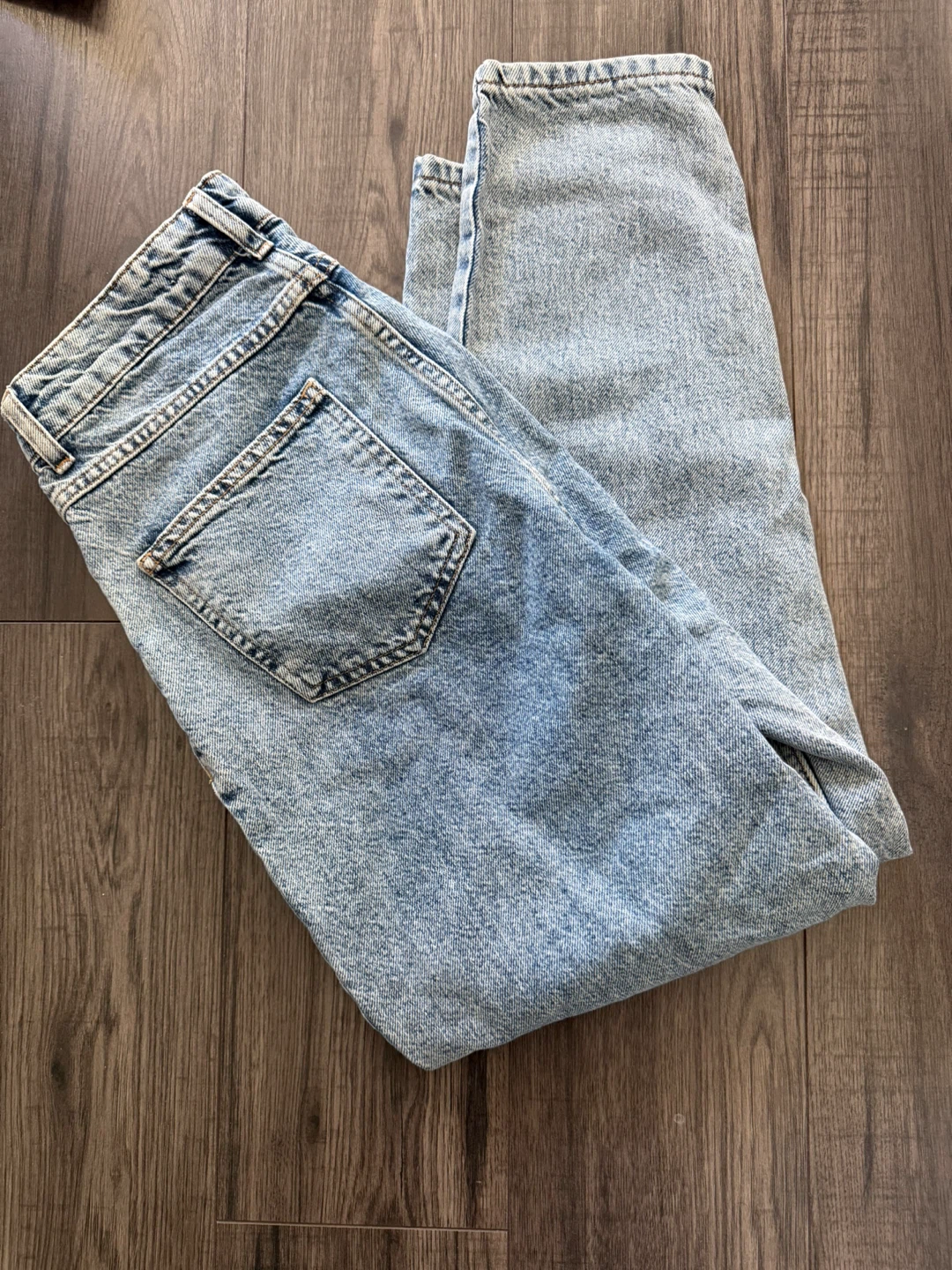 Light Wash Denim Jeans - Size 36 - photo 2