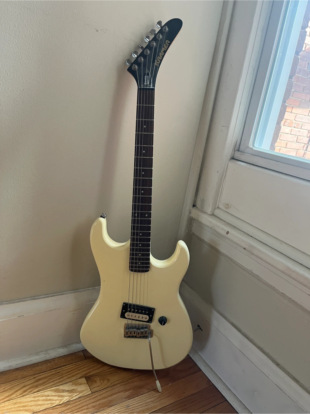 Kramer Pacer Special Electric Guitar - Cream