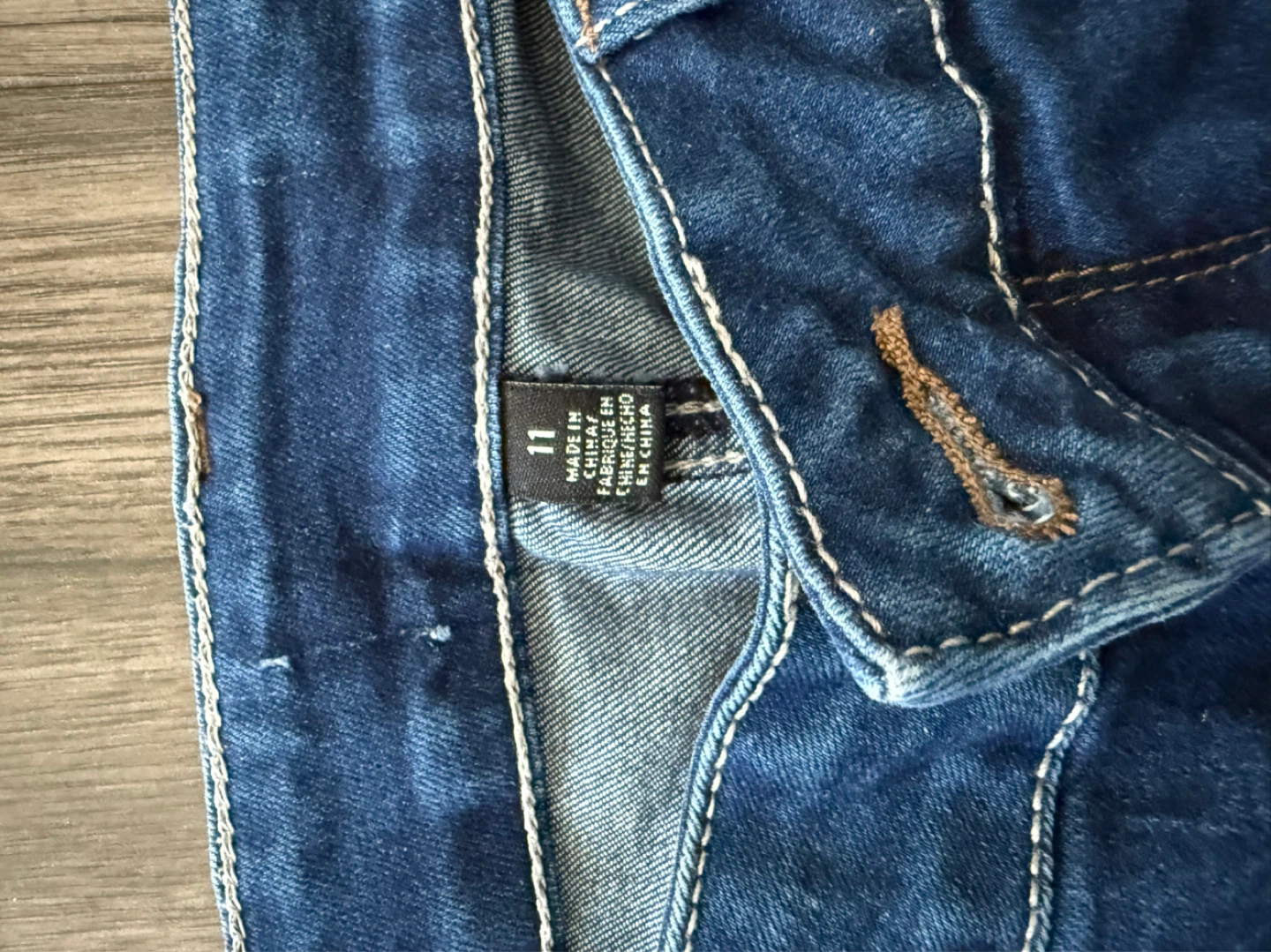 Ripped Denim Jeans Size 11 - photo 3