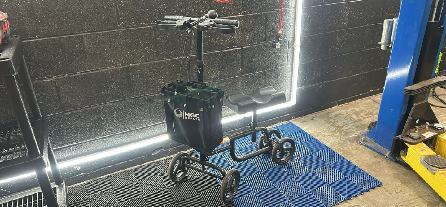 MGC Health Knee Walker Scooter