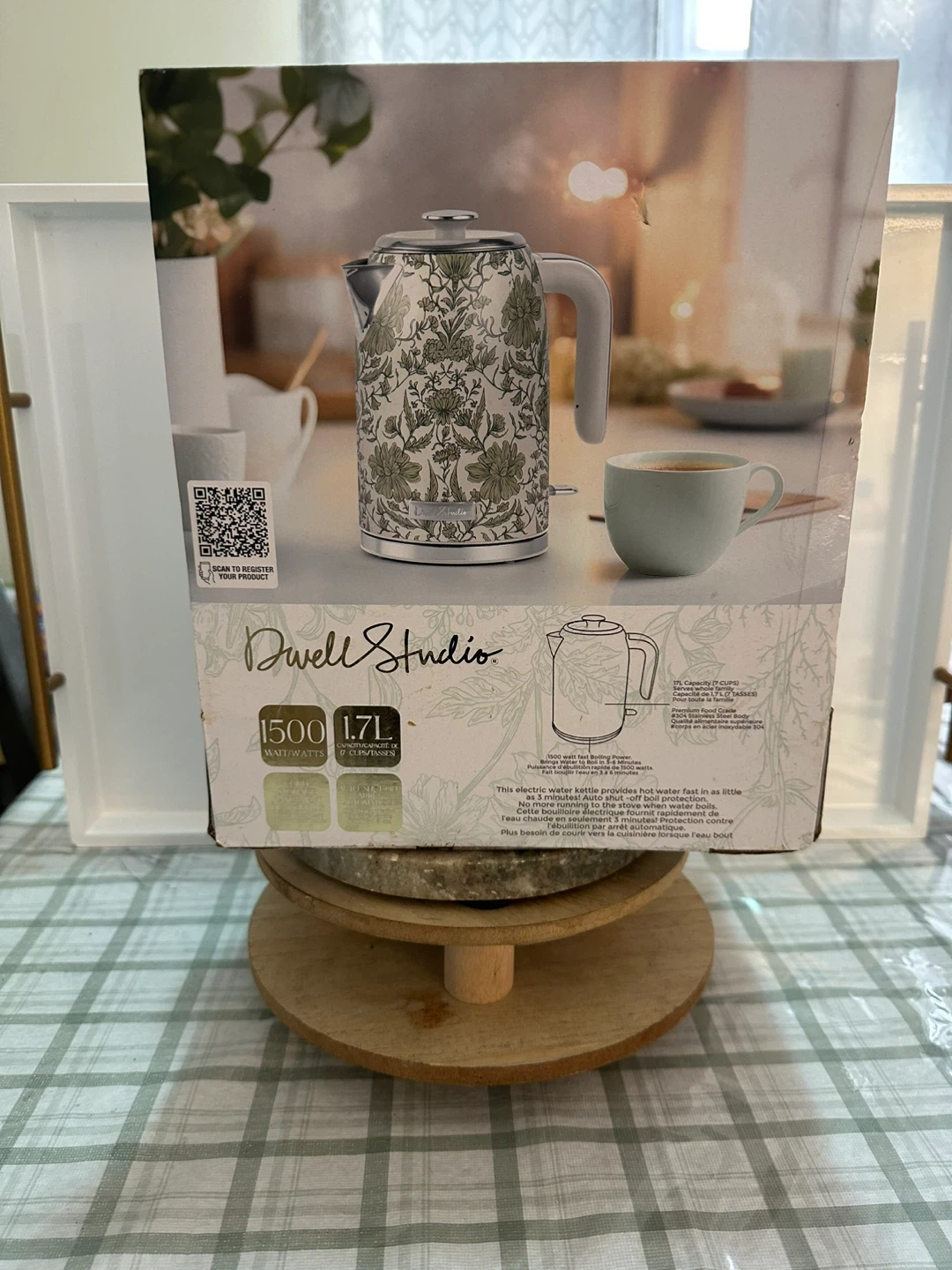 Dwell Studio Electric Water Kettle - photo 4