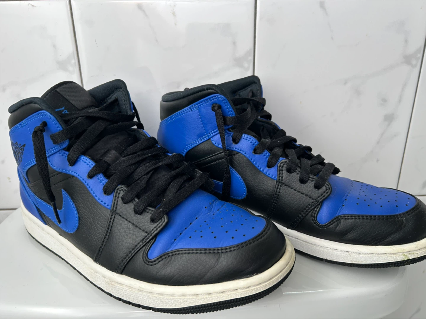Air Jordan 1 Mid SE Blue Black Sneakers