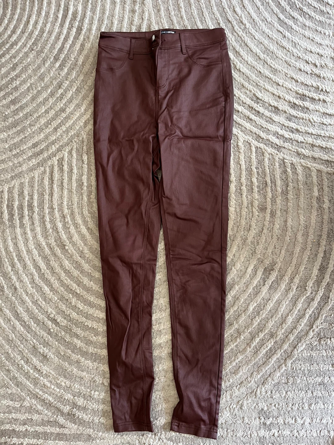 Fashion nova pants (M)