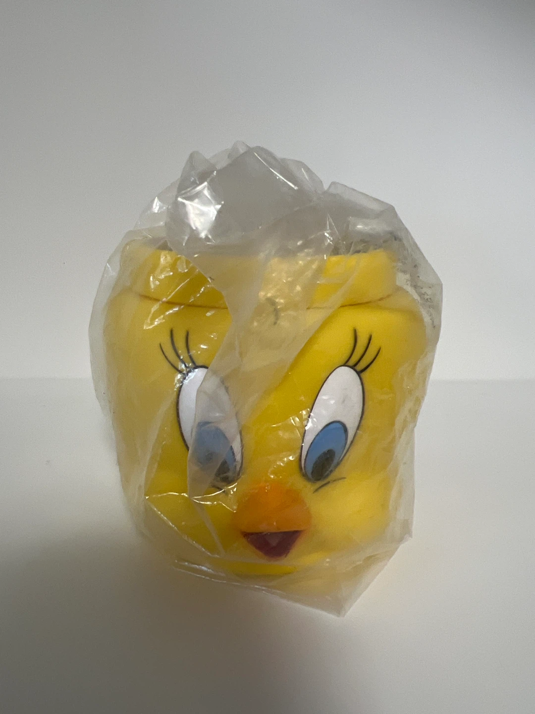 Vintage Tweety Bird Alarm Clock and Watch Set and collectors mug - photo 5