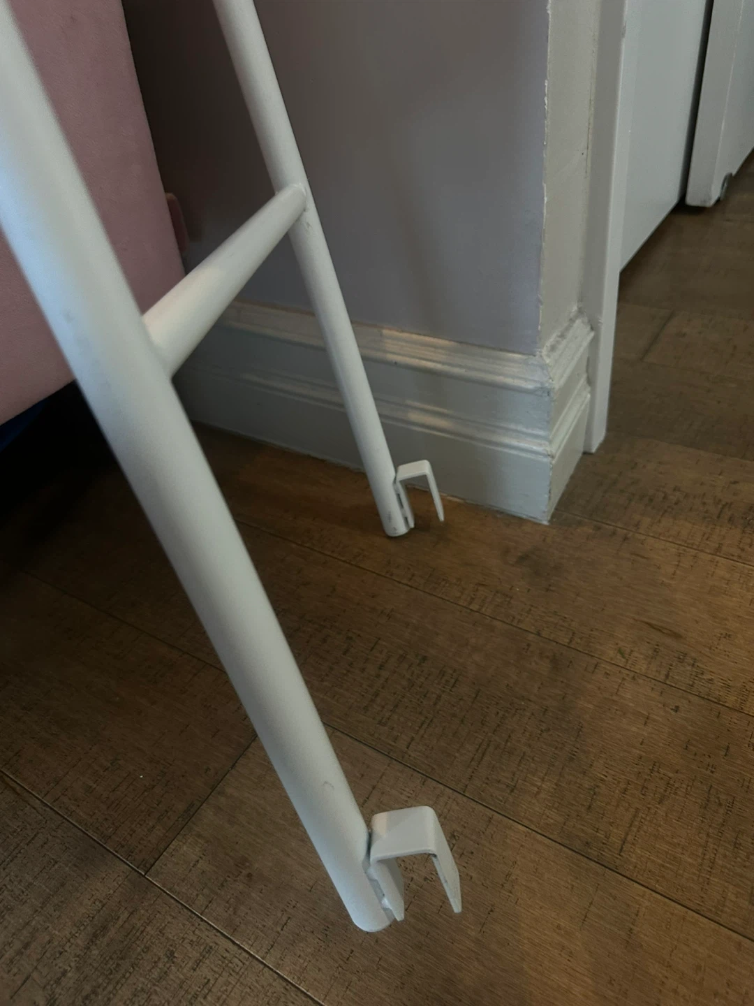White Metal Ladder - photo 2
